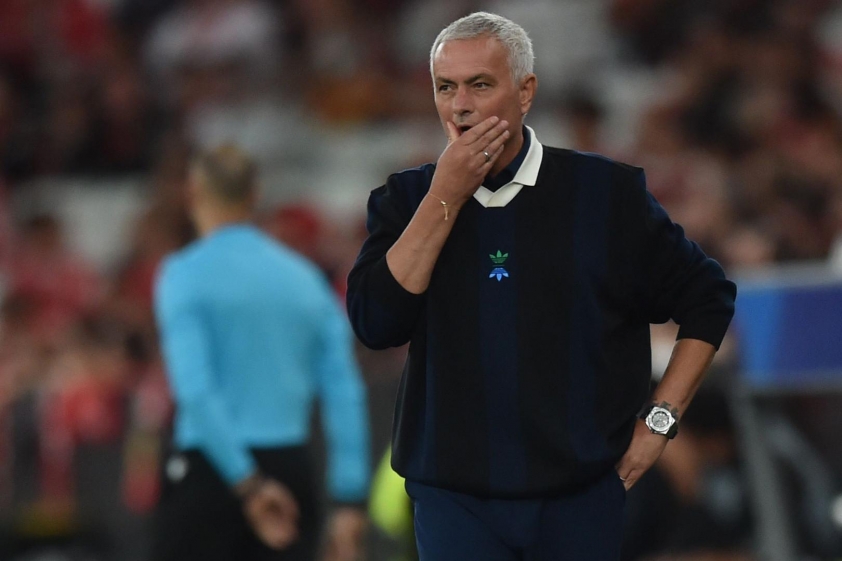 "Jose Mourinho: Đã đến lúc nghỉ hưu rồi!" 5 Mourinho hiện nay không còn thính nhạy - Ảnh: A Bola