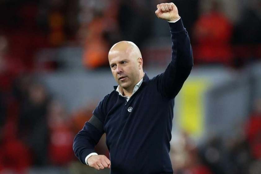 Arne Slot: 'Đánh giá bảng xếp hạng tốt nhất sau 38 vòng' 5 Arne Slot vẫn nghĩ đến cuộc đua vô địch, chỉ là không còn xem nó là ưu tiên (Ảnh: The Independent).