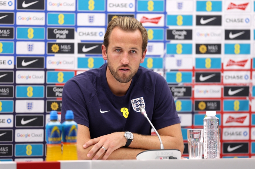 Harry Kane tiết lộ tiêu chí để chinh phục Quả bóng Vàng 4 Kane cho rằng bản thân sẽ không bao giờ giành Quả bóng Vàng nếu không vô địch World Cup hoặc Champions League (Ảnh: The Mirror).