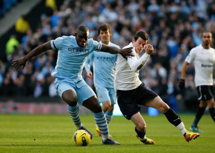 Micah Richards - hậu vệ mà Bale từng thấy khó nhằn nhất (Ảnh: The Sun).