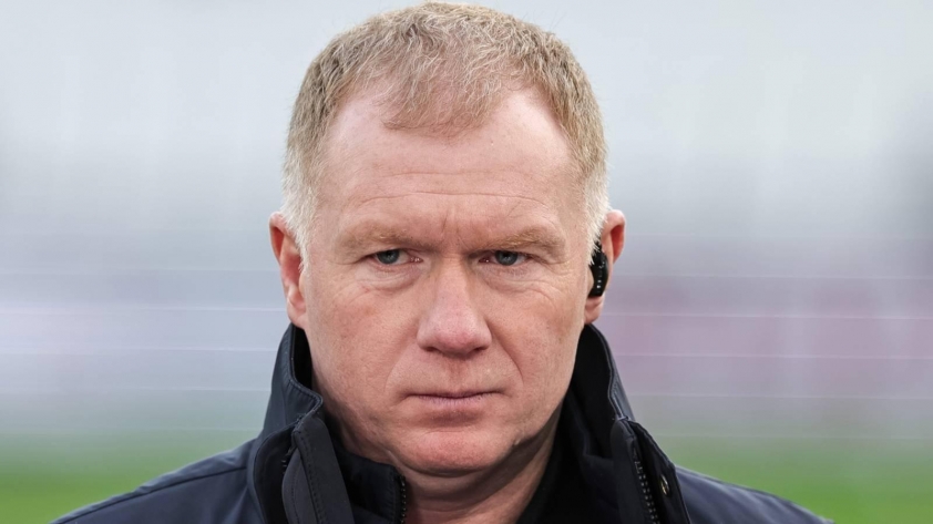 Scholes tin rằng Slot đã thiếu tôn trọng các đối thủ tại Ngoại hạng Anh.