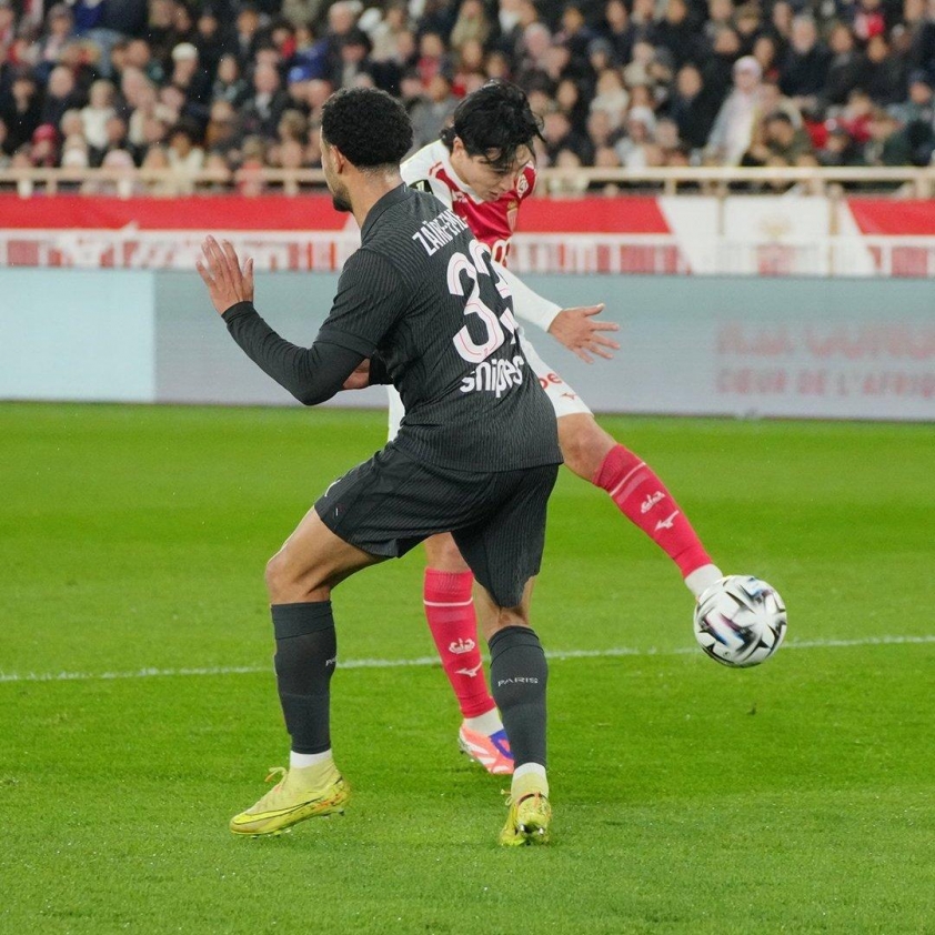 "Sao Nhật Bản giúp Monaco thắng PSG nhưng Pogba lại 'chiếm sóng'" 5 Minamino chơi hay và ghi bàn trước PSG - Ảnh: @JapaneseFbl