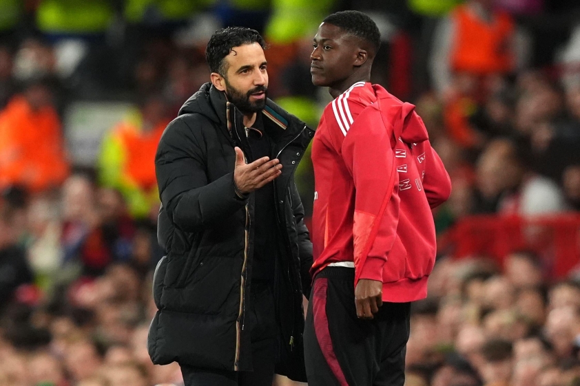 Amorim cho rằng Mainoo không có nghĩa vụ phải lên tiếng về những phát ngôn của người thân (Ảnh: AP).