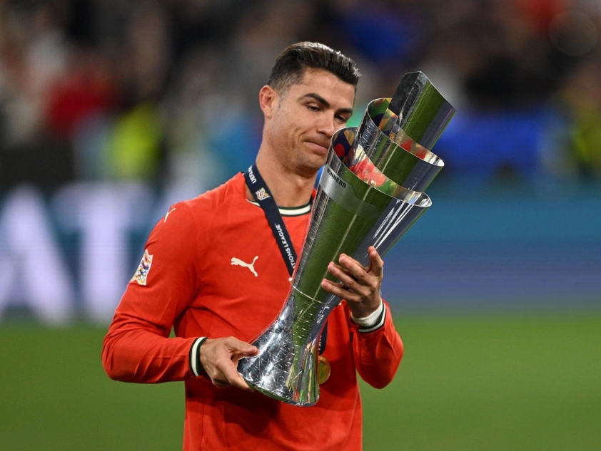 Ronaldo và chức vô địch Nations League - Ảnh: @TeamCRonald