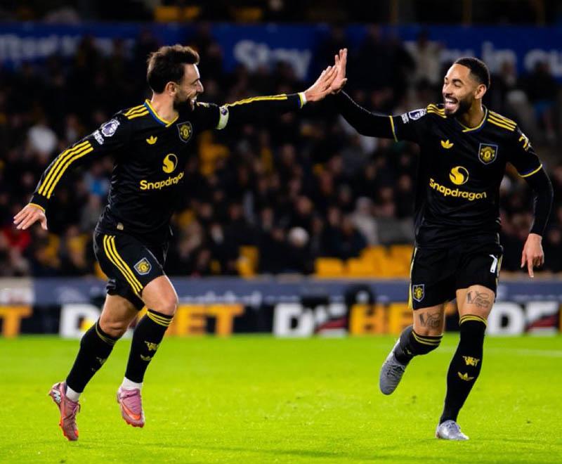 Amorim quyết định dùng cầu thủ trẻ MU trong trận derby hoa hồng 7 Cunha sẽ thay thế tốt vị trí của Bruno Fernandes? - Ảnh: @Cunha__utd