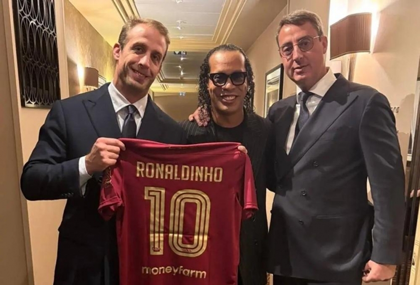 Ronaldinho được kỳ vọng sẽ giúp tên tuổi của Ravenna vang xa