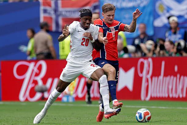 Madueke chơi không hay trước Na Uy - Ảnh: @ArsenalN7