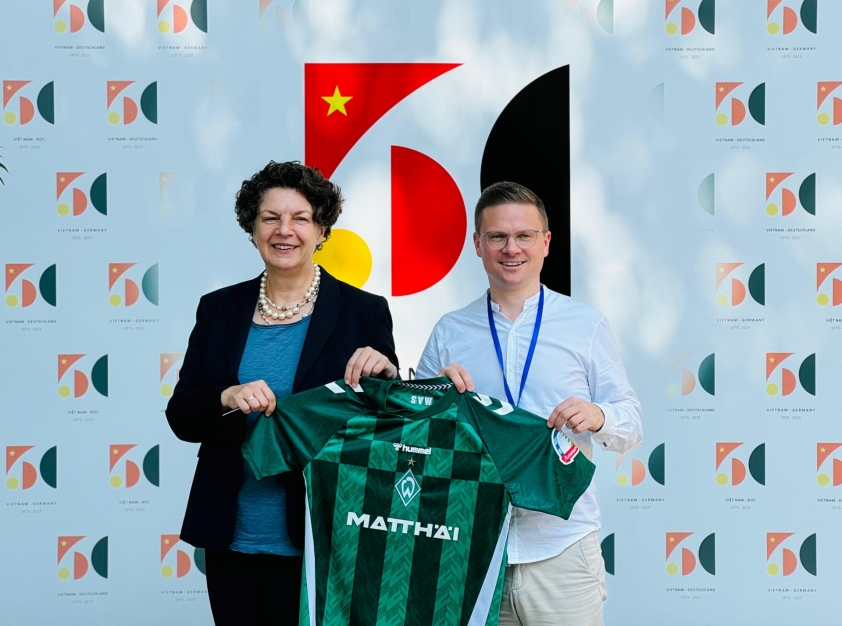 CLB SV Werder Bremen kết thúc chuyến công tác thành công tại Việt Nam 561767
