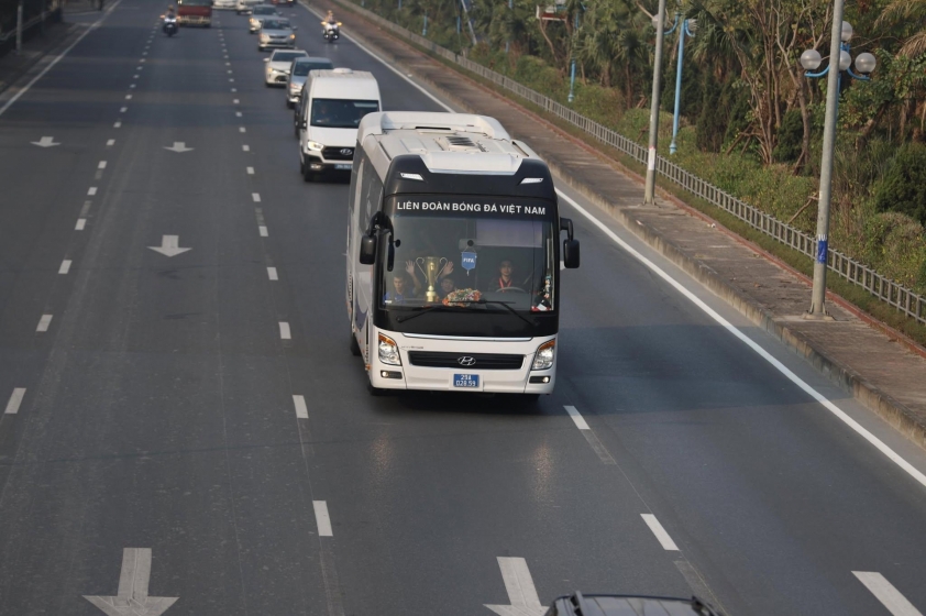 Trực tiếp: Chào đón ĐT Việt Nam rước cúp vô địch AFF Cup trở về