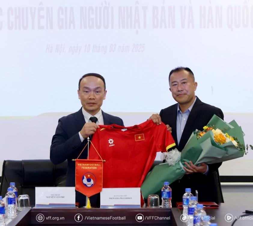 HLV Nhật Bản ra mắt tuyển trẻ Việt Nam tại giải Đông Nam Á 632625