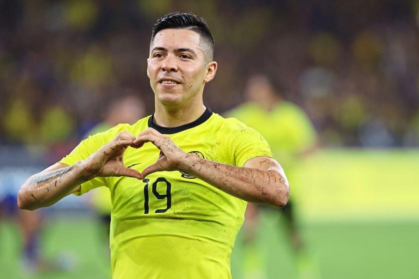 Aguero nói gì khi vào đội hình của HLV Kim Sang Sik đấu MU? 639971