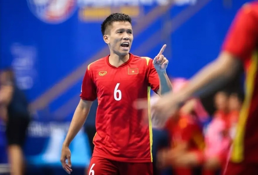 Đội trưởng tuyển Việt Nam: "Tôi không ngại đối đầu Thái Lan" 4 Đấu Thái Lan, trụ cột ĐT futsal Việt Nam quyết giành huy chương ở giải châu Á