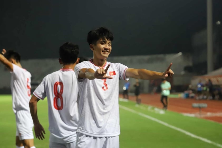 Trực tiếp U20 Việt Nam 1-0 U20 Bhutan: Bảo Long mở tỉ số 532192