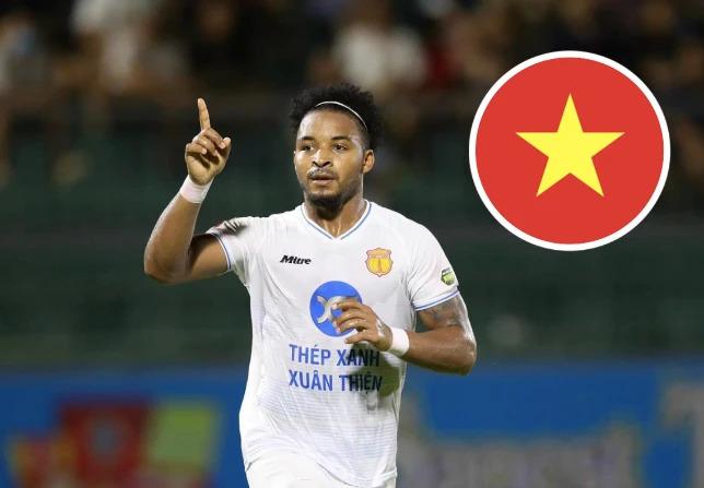 Báo Indonesia: 'Xuân Son là tiền đạo hung hãn nhất AFF Cup' 564542