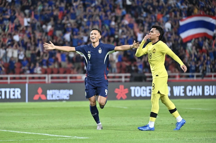 Trực tiếp Thái Lan 1-0 Malaysia: Sai lầm từ thủ môn 569555