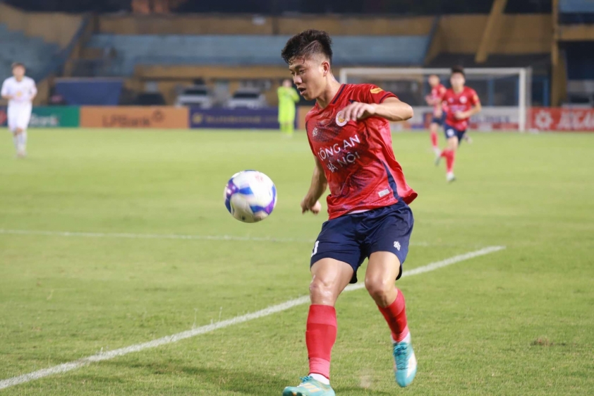 Trực tiếp CAHN 0-0 Hà Tĩnh: Chủ nhà ép sân 632488