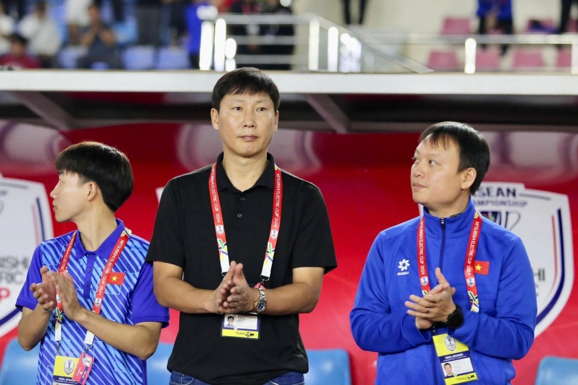 kim-sang-sik-indonesia-thai-lan-aff-cup-67579252e8ef5-min