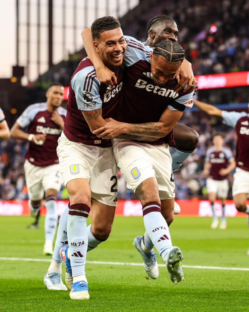 Đánh bại Tottenham, Aston Villa nuôi hi vọng dự Champions League 635895
