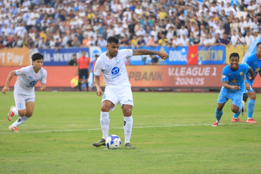Nam Định vô địch V-League 2024/25 653926