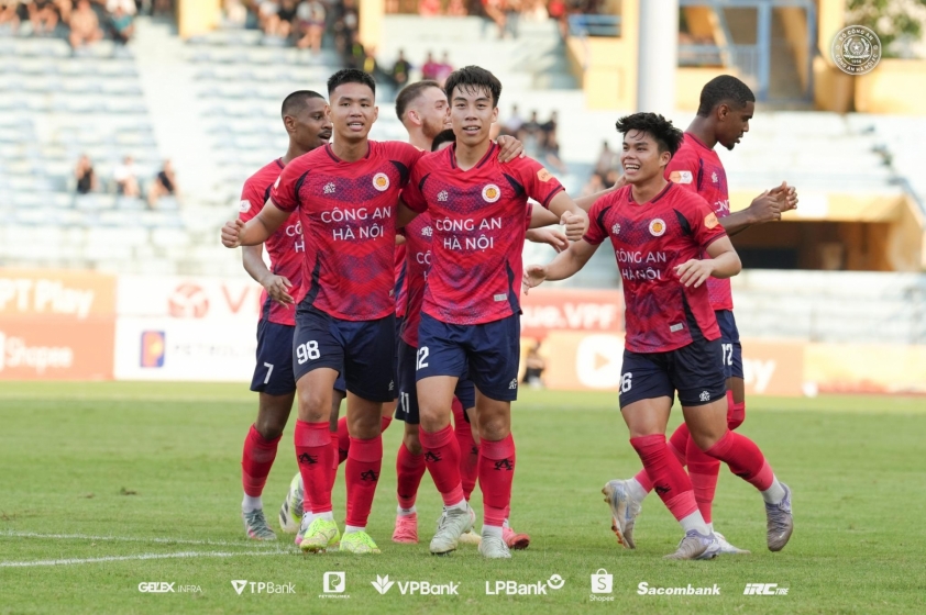 Vòng 26 V-League 2024/25: Đoạn kết kịch tính! 654775