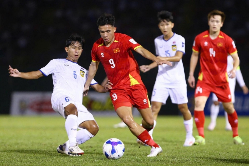 Ai thay Doãn Ngọc Tân ở ĐT Việt Nam?