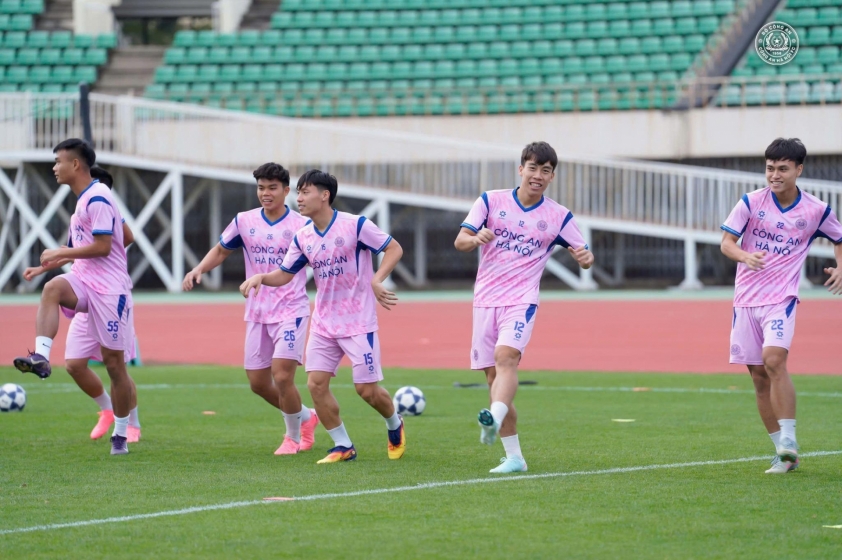 CAHN vs Beijing Guoan: Ra quân thuận lợi 706154