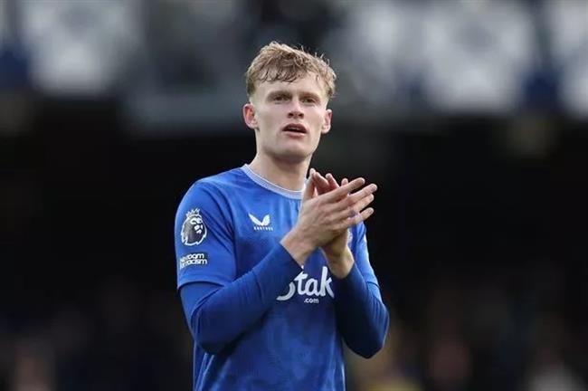 Chuyển nhượng 29/9: QBV tái hợp Mourinho, Liverpool và MU đua Branthwaite 5 jarrad-branthwaite-0210174927
