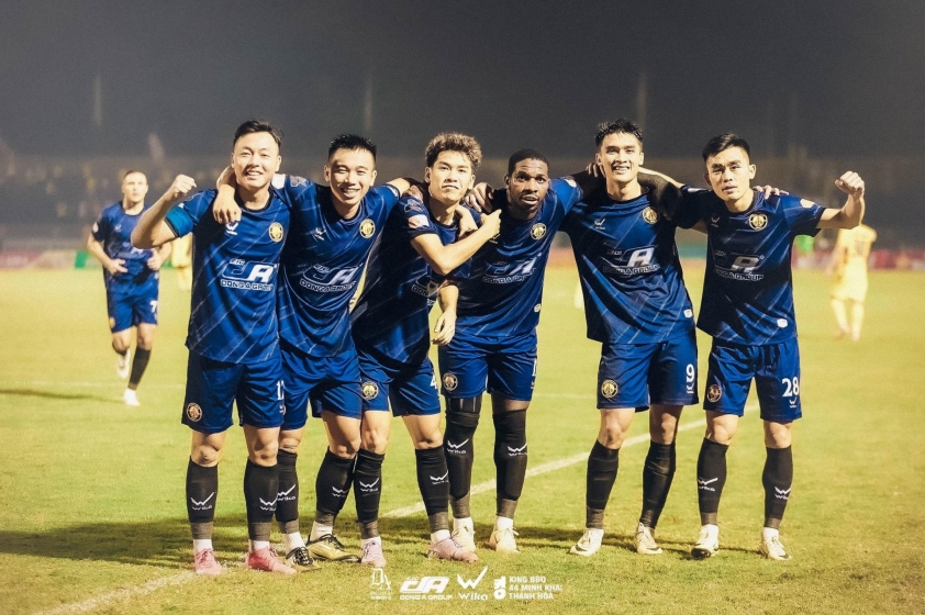 HLV Thanh Hóa vẫn chưa nhận lương sau 3 tháng làm việc 3 Thanh Hoá thắng trận đầu tiên ở mùa giải 2025/26