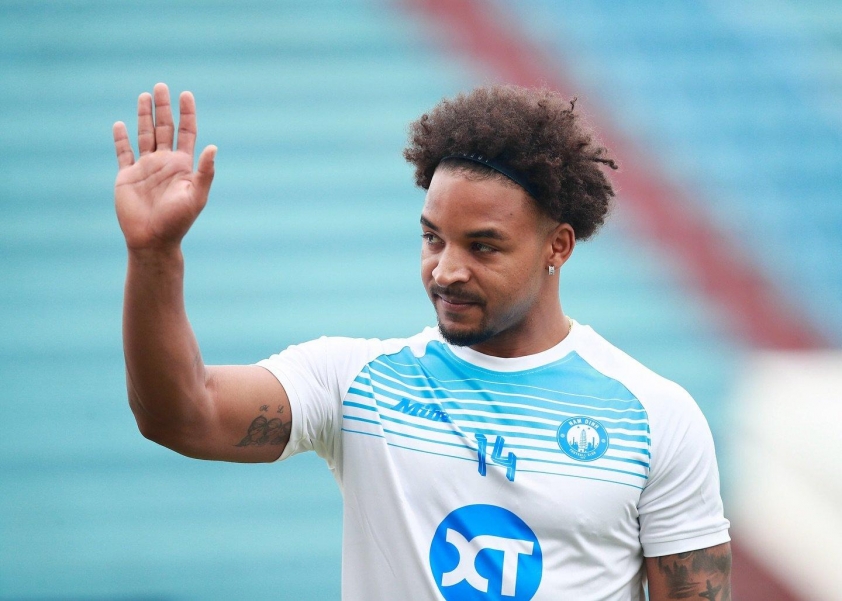 "ĐT Việt Nam và Nam Định sẽ luôn nhớ Xuân Sơn" 6 nguyen-xuan-son-01-0736