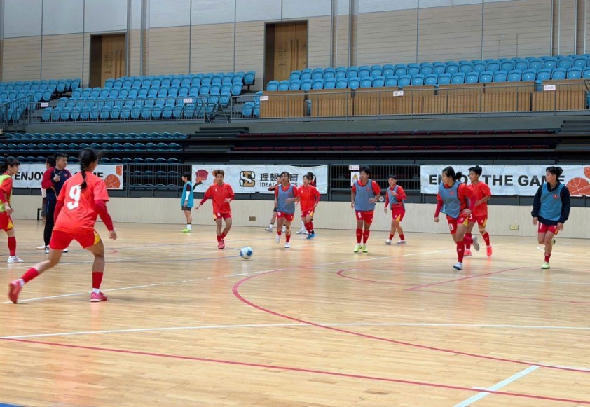 Tuyển futsal Việt Nam thắng 2-1 Trung Quốc trước SEA Games 33 752181