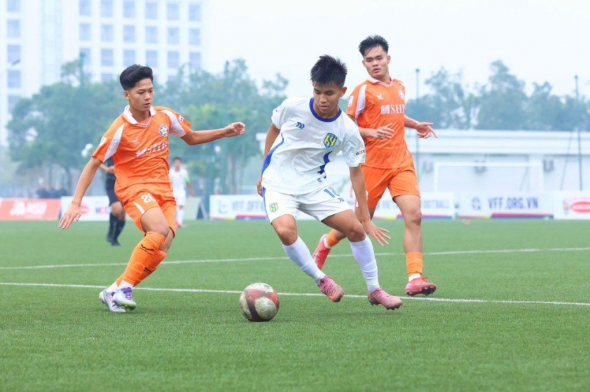 Gia Bảo ghi hai bàn, HAGL thắng 6-2 ở giải trẻ 5 U19 SLNA thị uy sức mạnh với chiến thắng 3-0 trước Đà Nẵng