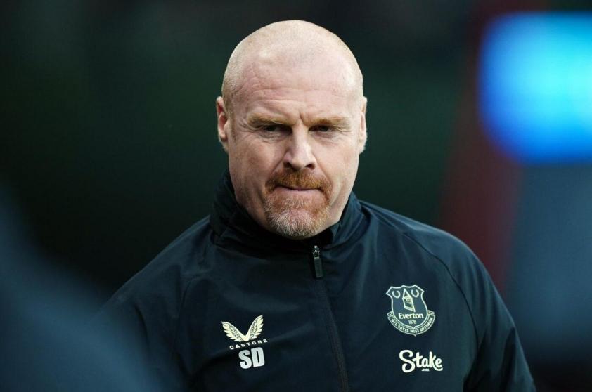 Tin MU ngày 22/8: Qatar có thể tái xuất, Maguire muốn ở lại MU 9 cuu-hlv-everton-len-tieng-chi-trich-hlv-ruben-amorim