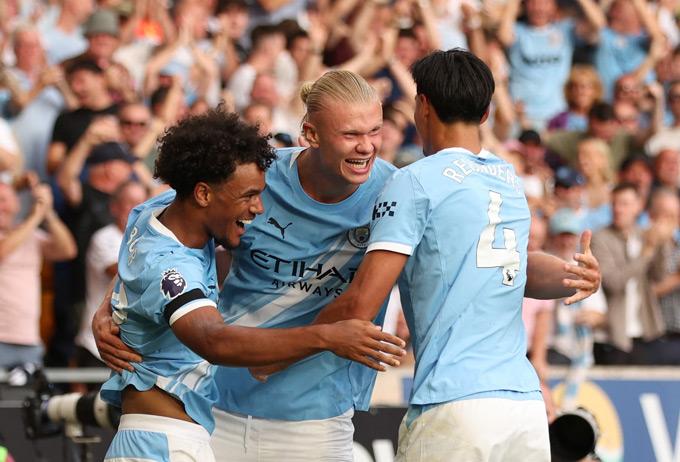 man-city-quyet-tam-lay-lai-the-dien