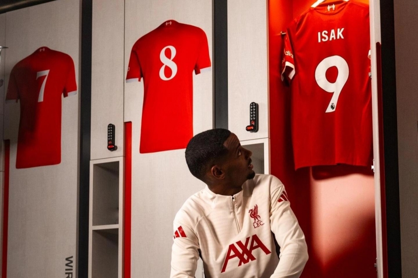 isak-so-9-liverpool