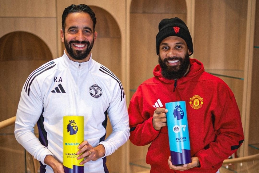 MU giành hai giải thưởng quan trọng nhất tháng tại Ngoại hạng Anh 6 578006105_1462725065212446_6991722413137610813_n