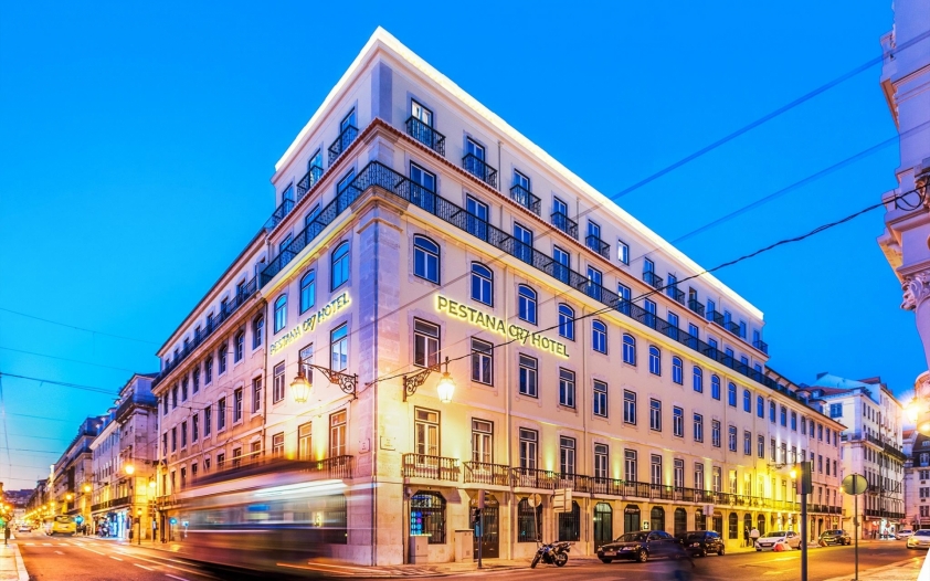 Cristiano Ronaldo và “đế chế tỷ đô” ngoài sân cỏ