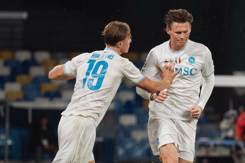 Dortmund thắng dễ, Juventus vượt khó phút bù giờ tại Champions League 748158