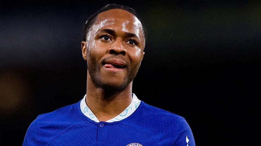 Vừa gia nhập Feyenoord, Sterling đã bị cấm ra sân 794806