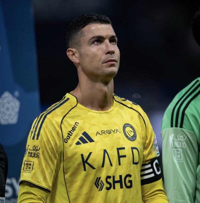 Tin đồn Cristiano Ronaldo có thể giải nghệ trong thời gian tới 5 G_TJ2s1W4AAJONp