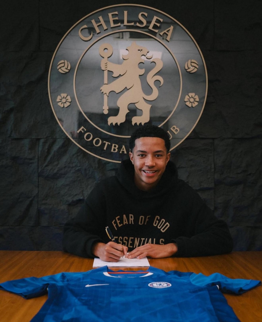 CHÍNH THỨC: Chelsea hoàn tất thương vụ nửa triệu Euro