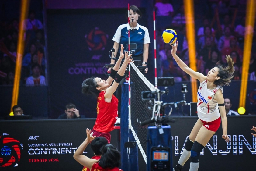 Trực tiếp bóng chuyền nữ Việt Nam 0-2 Trung Quốc: Nỗ lực bất thành