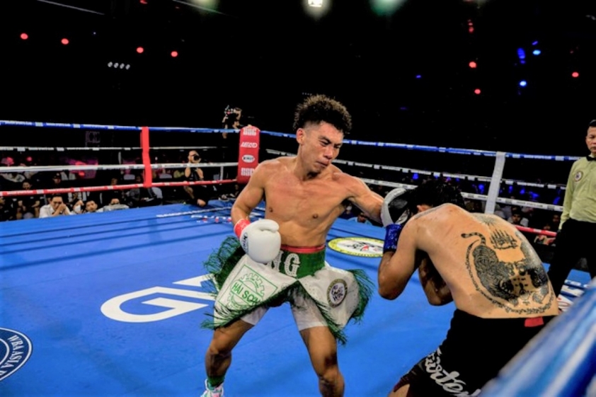 Knock-out võ sĩ Thái Lan, 'độc cô cầu bại' Việt Nam vô địch WBC châu Á 316132