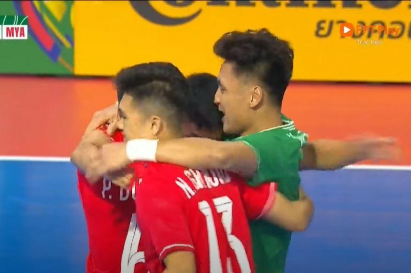 Trực tiếp futsal Việt Nam 1-0 Myanmar: Mở tỷ số 445501