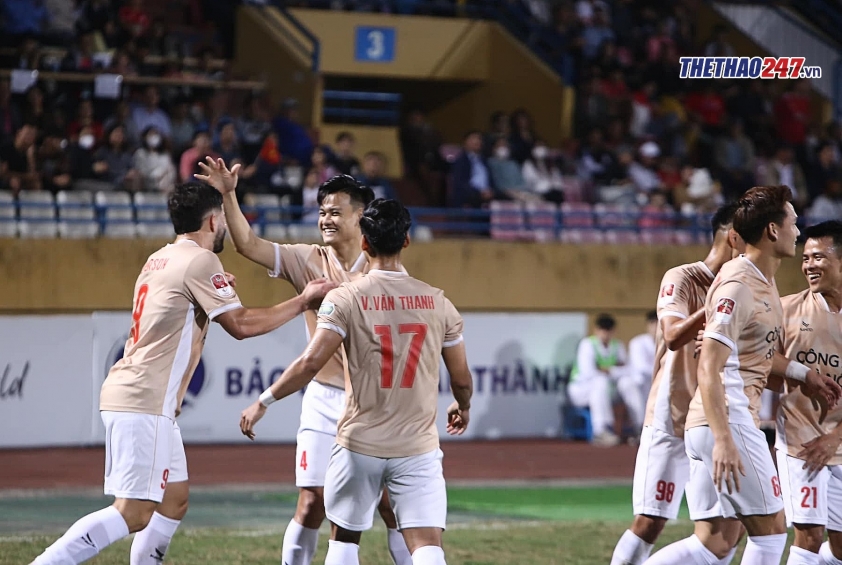 Đội hình tiêu biểu vòng 9 V-League 2023/24: Tin vui cho ĐT Việt Nam-408342