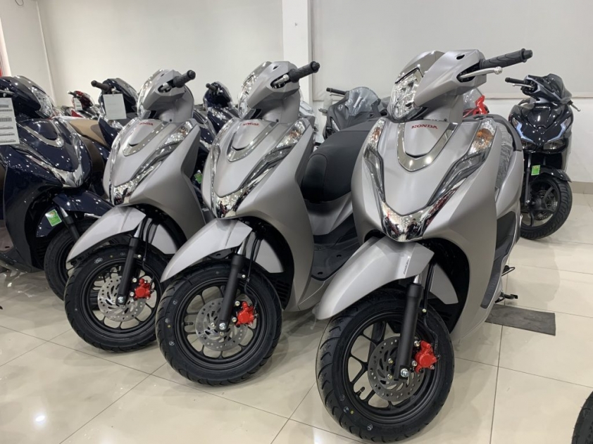 Giá xe Honda Lead mới nhất tháng 10/2023 tại đại lý 350598