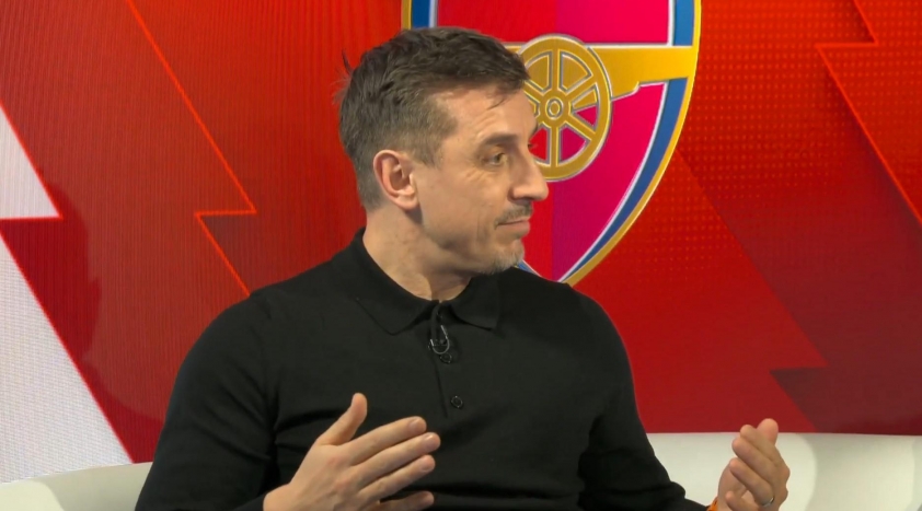 Huyền thoại Liverpool và MU 'khẩu chiến' cực căng  775472