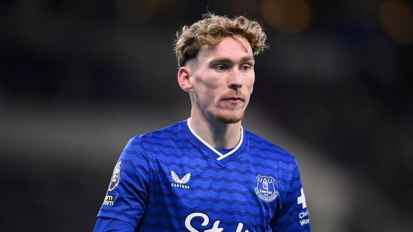 Chuyển nhượng MU 24/1: Chốt lương kỷ lục cho Mainoo, Quỷ đỏ dè chừng các bom tấn Ngoại Hạng Anh 784247