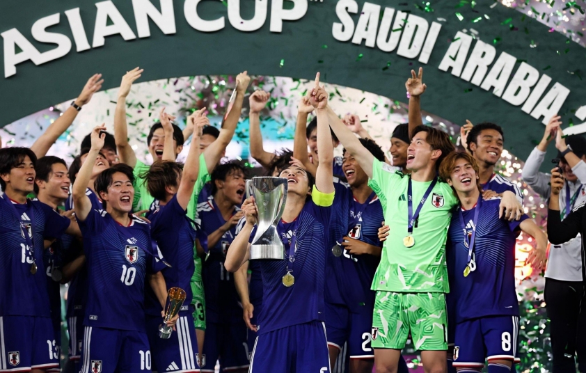 CĐV Nhật Bản: "Xem Trung Quốc đá mà không hiểu vì sao họ thắng Việt Nam 3-0" 2 Báo Hàn: 'Sự chênh lệch đẳng cấp với Nhật Bản là quá rõ ràng' 784636