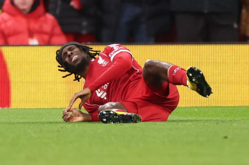 Khủng hoảng chấn thương bủa vây Liverpool: Frimpong rời sân sau 4 phút, Arne Slot đau đầu trước vòng knock-out Champions League 786840