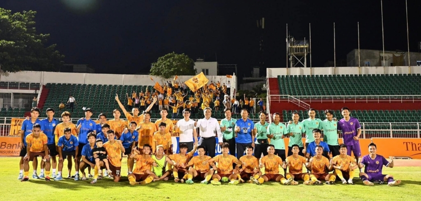 “CLB Việt Nam bất ngờ đổi sân nhà mới” 5 lpbank-tphcm-1723693854213160054